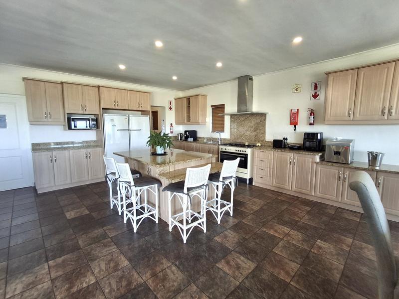 6 Bedroom Property for Sale in Duyker Eiland Western Cape